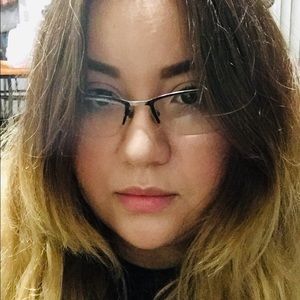 Meet your Posher, Carmen